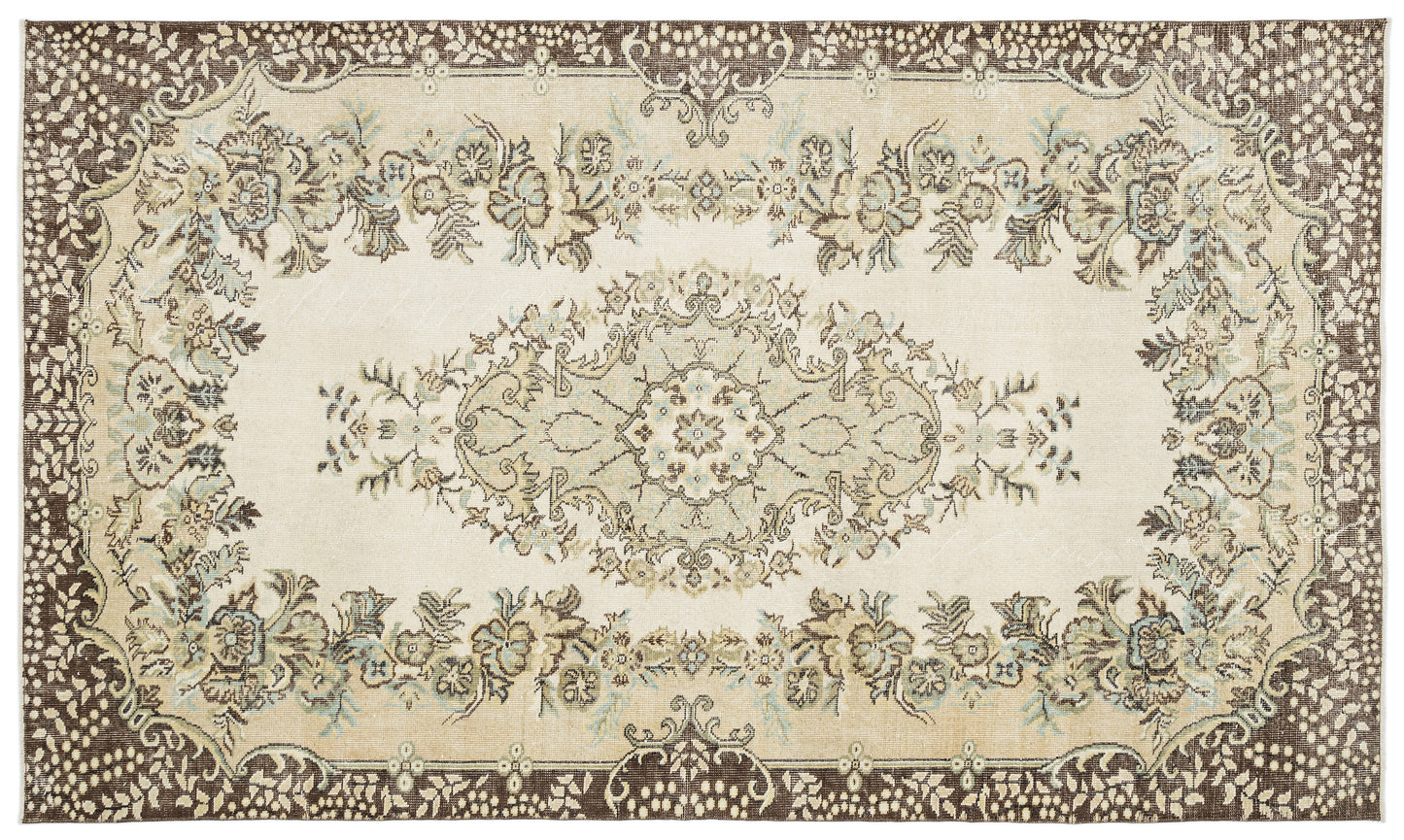Giahena - Vintage Medallion Rug - 5'9 X 9'9