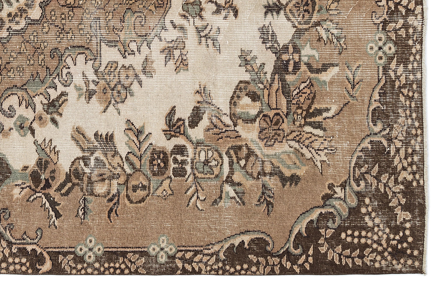 Kagail - Vintage Medallion Rug - 5'8 X 9'1