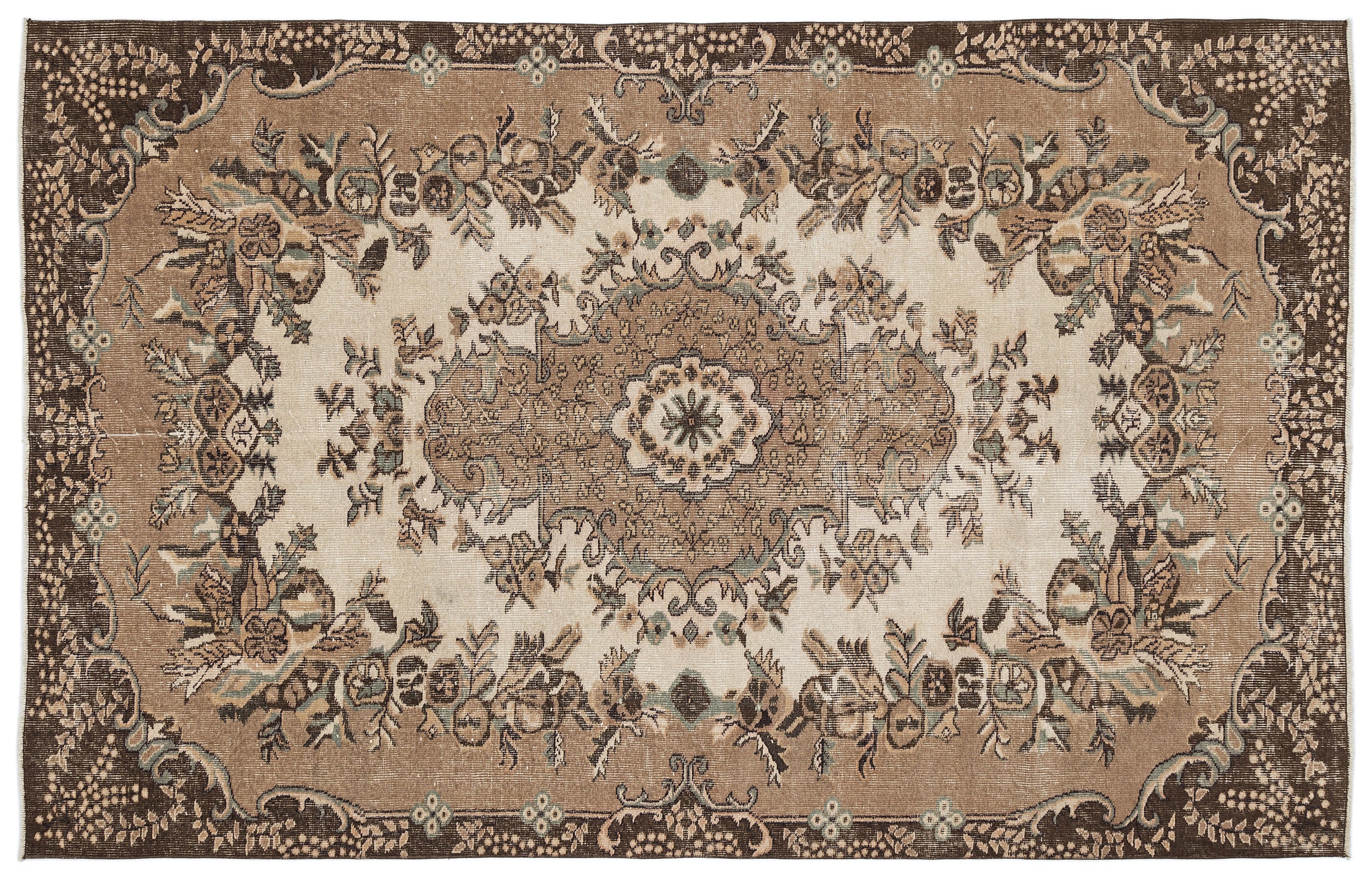 Kagail - Vintage Medallion Rug - 5'8 X 9'1