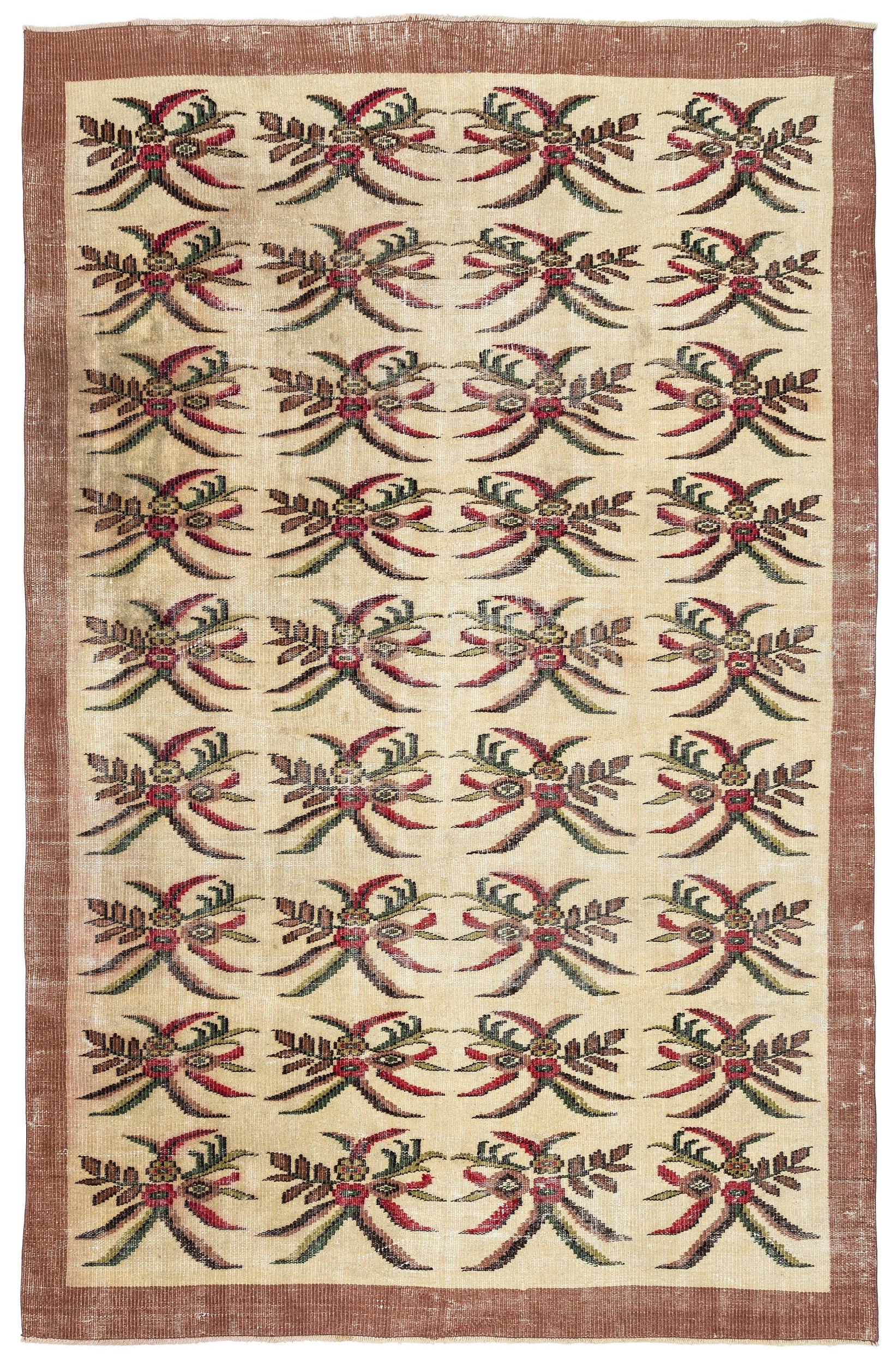 Gofoix - Vintage Floral Rug - 5'11 X 8'10