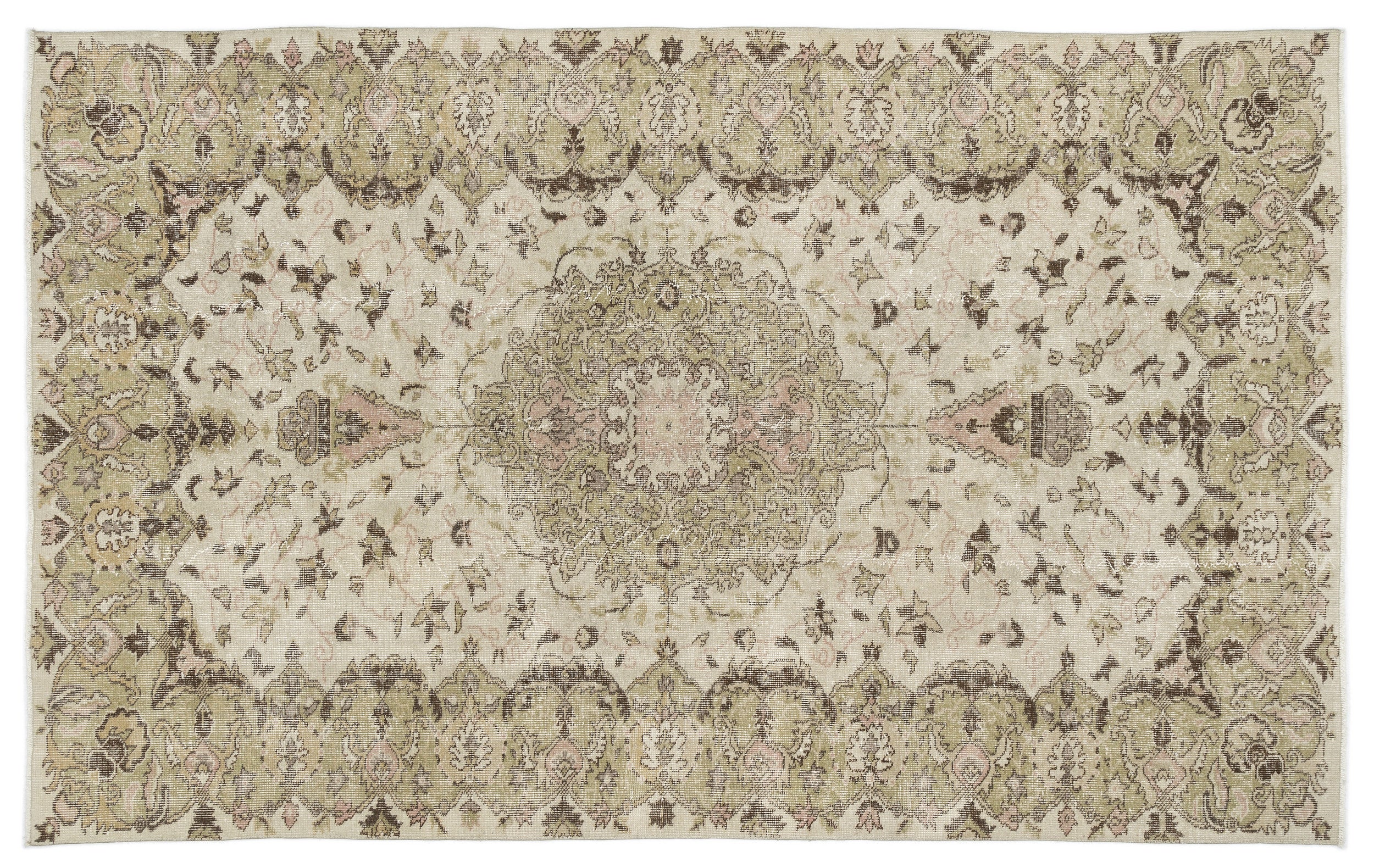 Kaugila - Vintage Medallion Rug - 5'9 X 9'0