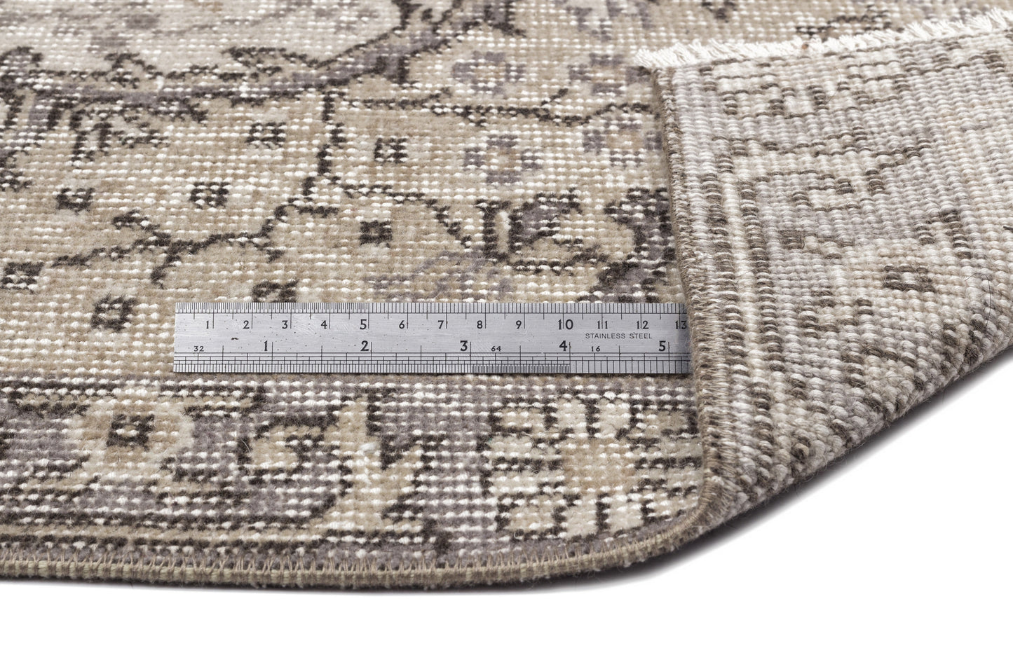 Shuel - Vintage Floral Rug - 5'8 X 9'3