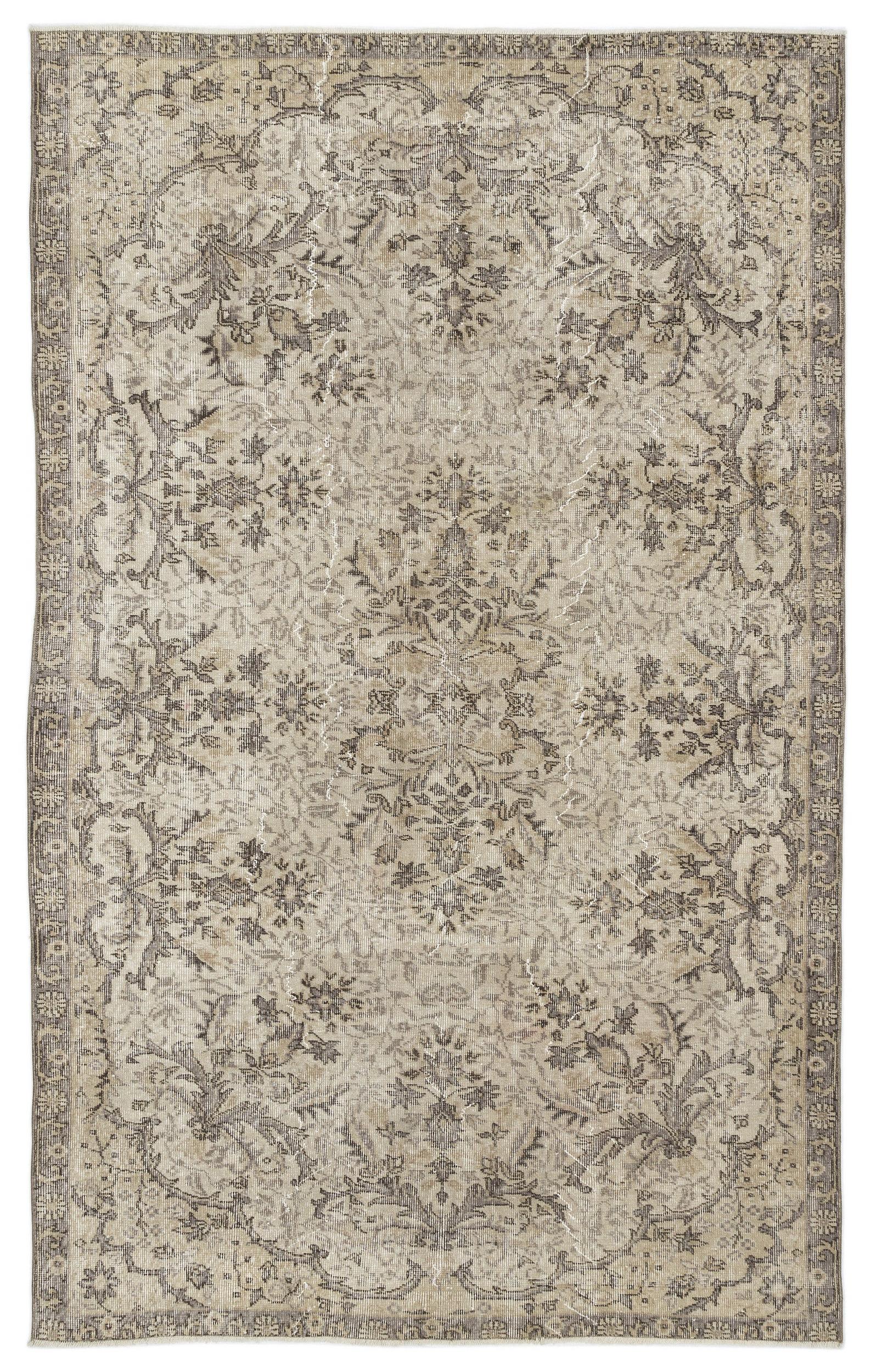 Shuel - Vintage Floral Rug - 5'8 X 9'3