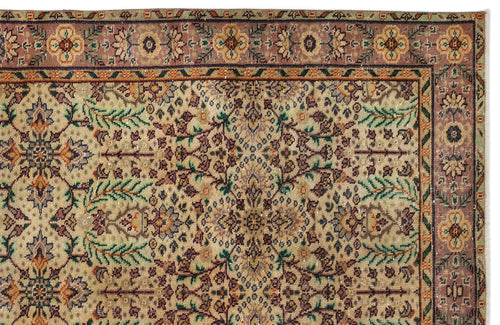 Load image 1 in gallery view. Blidova - Vintage Floral Rug - 5'7 X 9'4