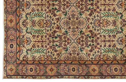 Load image 1 in gallery view. Blidova - Vintage Floral Rug - 5'7 X 9'4