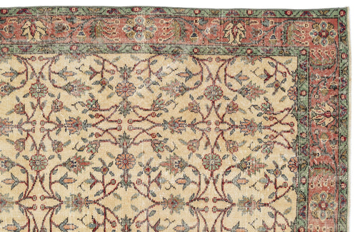 Load image 1 in gallery view. Treta - Vintage Floral Rug - 5'4 X 9'3