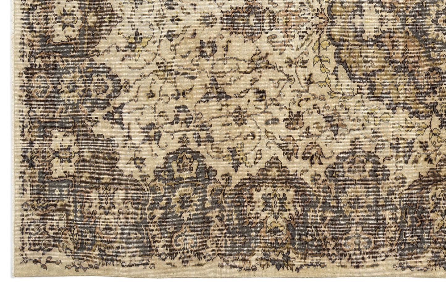 Gemiar - Vintage Medallion Rug - 5'5 X 9'3