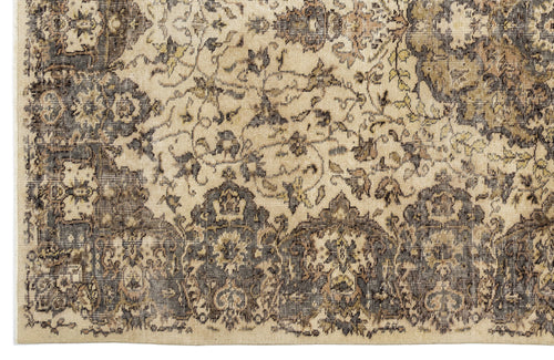 Load image 1 in gallery view. Gemiar - Vintage Medallion Rug - 5'5 X 9'3