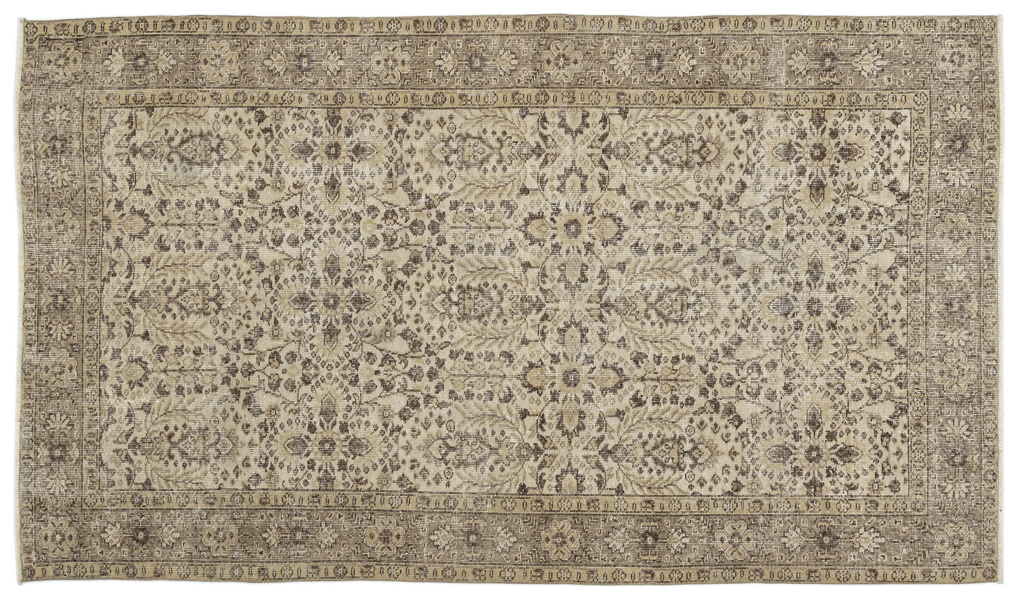 Grios - Vintage Floral Rug - 5'1 X 8'10
