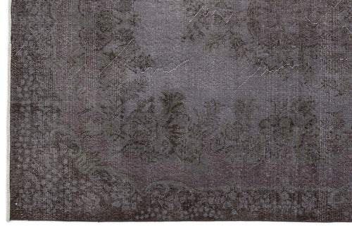 Load image 1 in gallery view. Sluane - Vintage Distressed Rug - 5'9 X 10'2