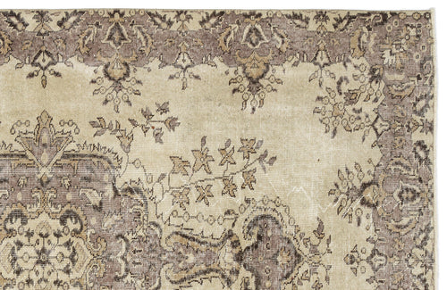 Load image 1 in gallery view. Huzuon - Vintage Medallion Rug - 5'7 X 8'6