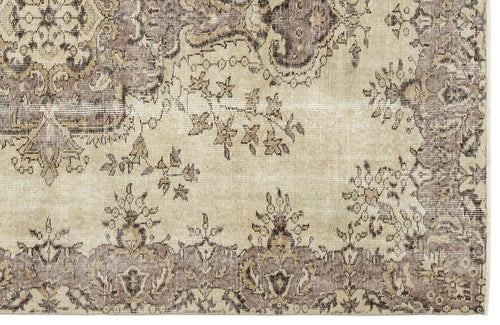 Load image 1 in gallery view. Huzuon - Vintage Medallion Rug - 5'7 X 8'6