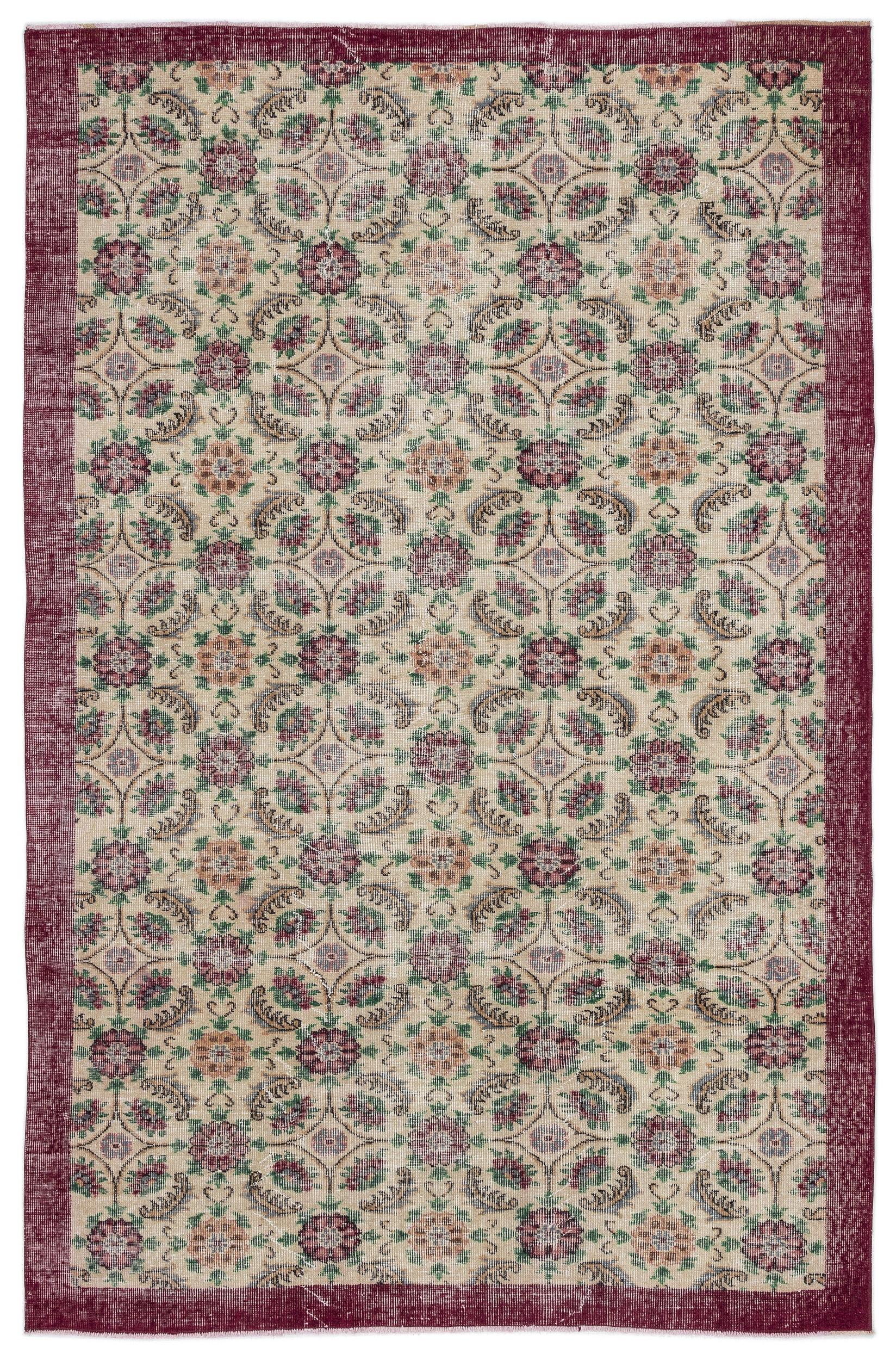 Pukusa - Vintage Floral Rug - 5'8 X 8'11