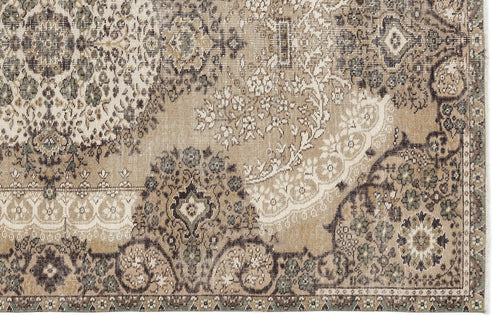 Load image 1 in gallery view. Varaar - Vintage Medallion Rug - 5'2 X 8'6