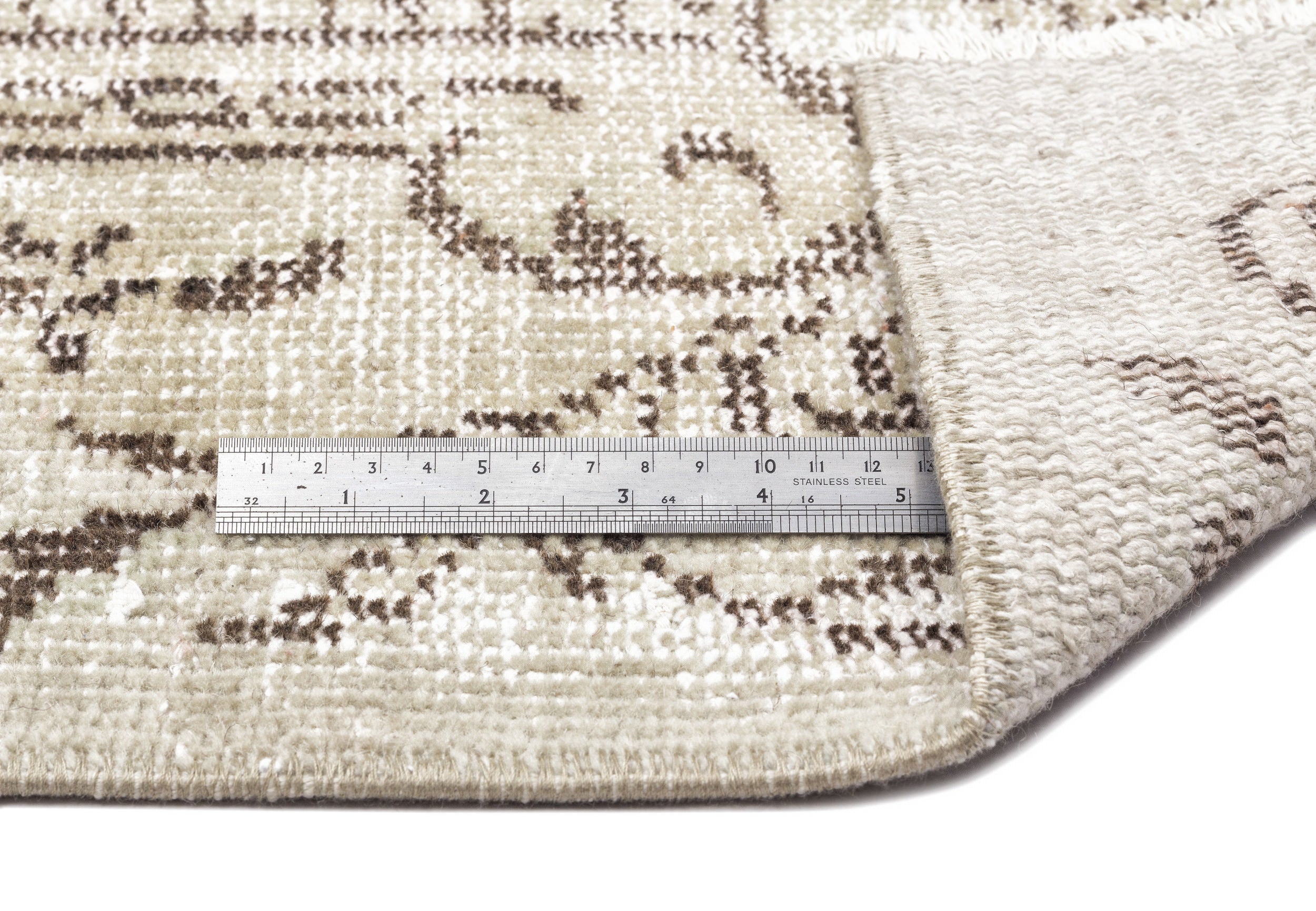 Valeil - Vintage Medallion Rug - 5'6 X 9'4