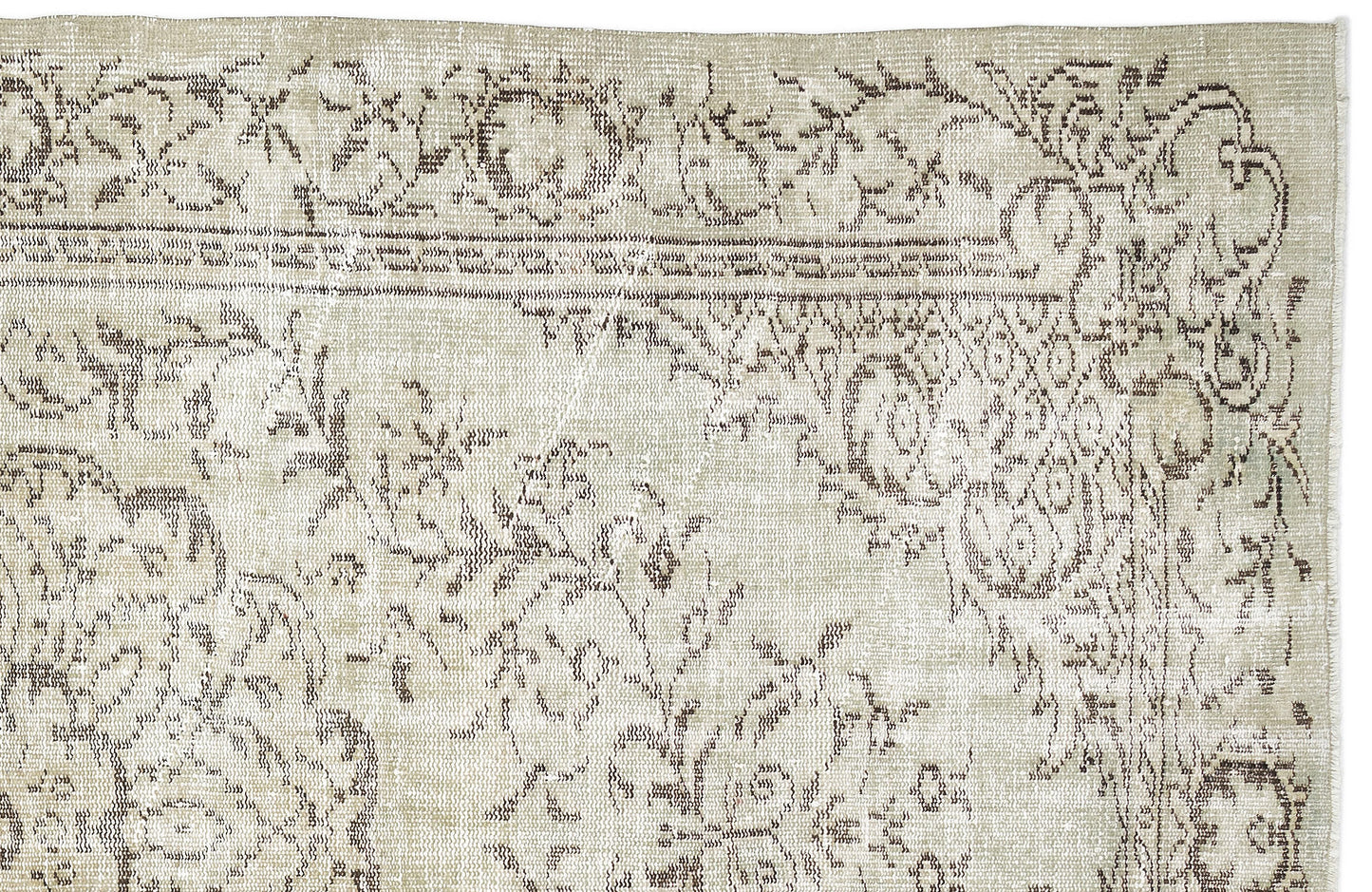 Valeil - Vintage Medallion Rug - 5'6 X 9'4