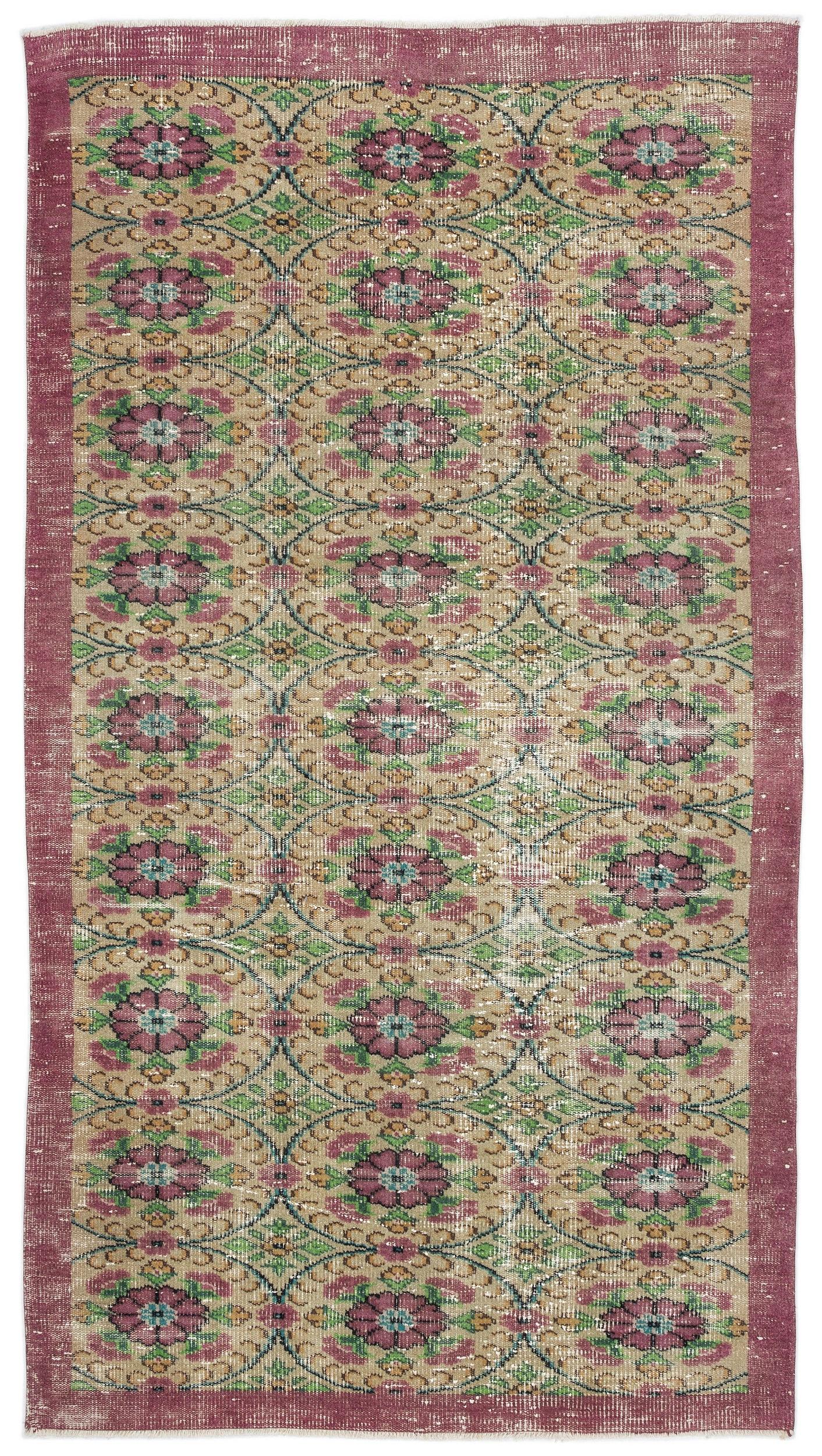 Lapoen - Vintage Floral Rug - 4'8 X 8'9