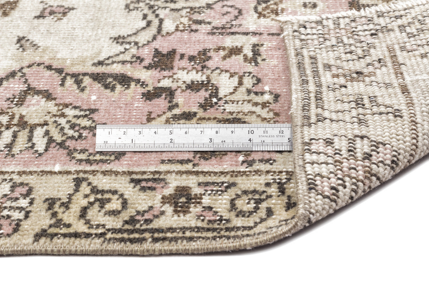 Cutaar - Vintage Medallion Rug - 5'8 X 9'1