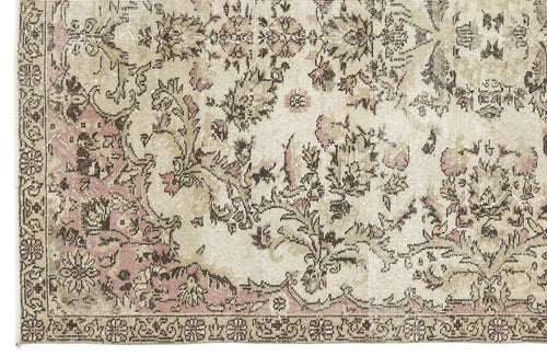 Load image 1 in gallery view. Cutaar - Vintage Medallion Rug - 5'8 X 9'1