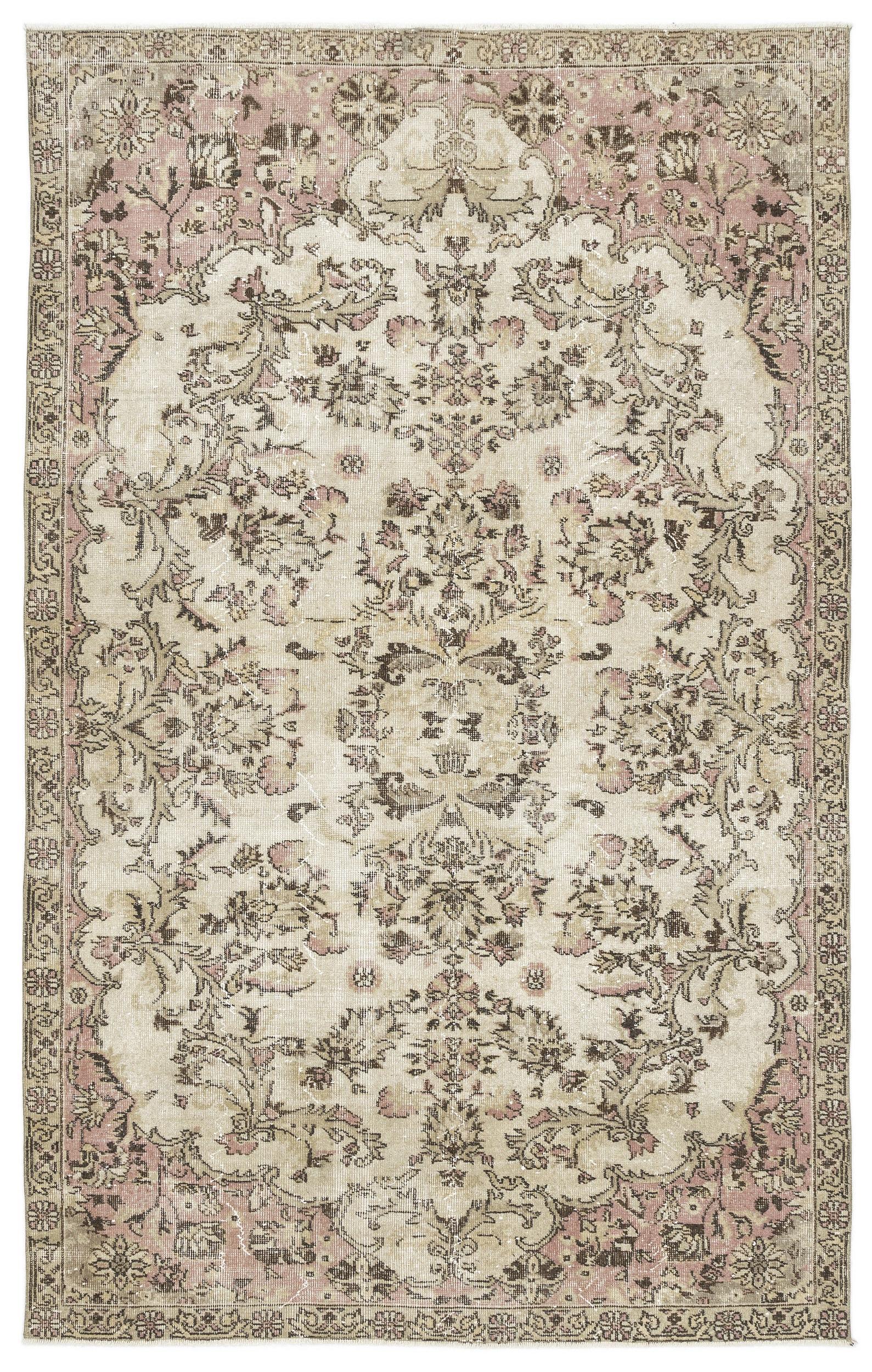 Cutaar - Vintage Medallion Rug - 5'8 X 9'1