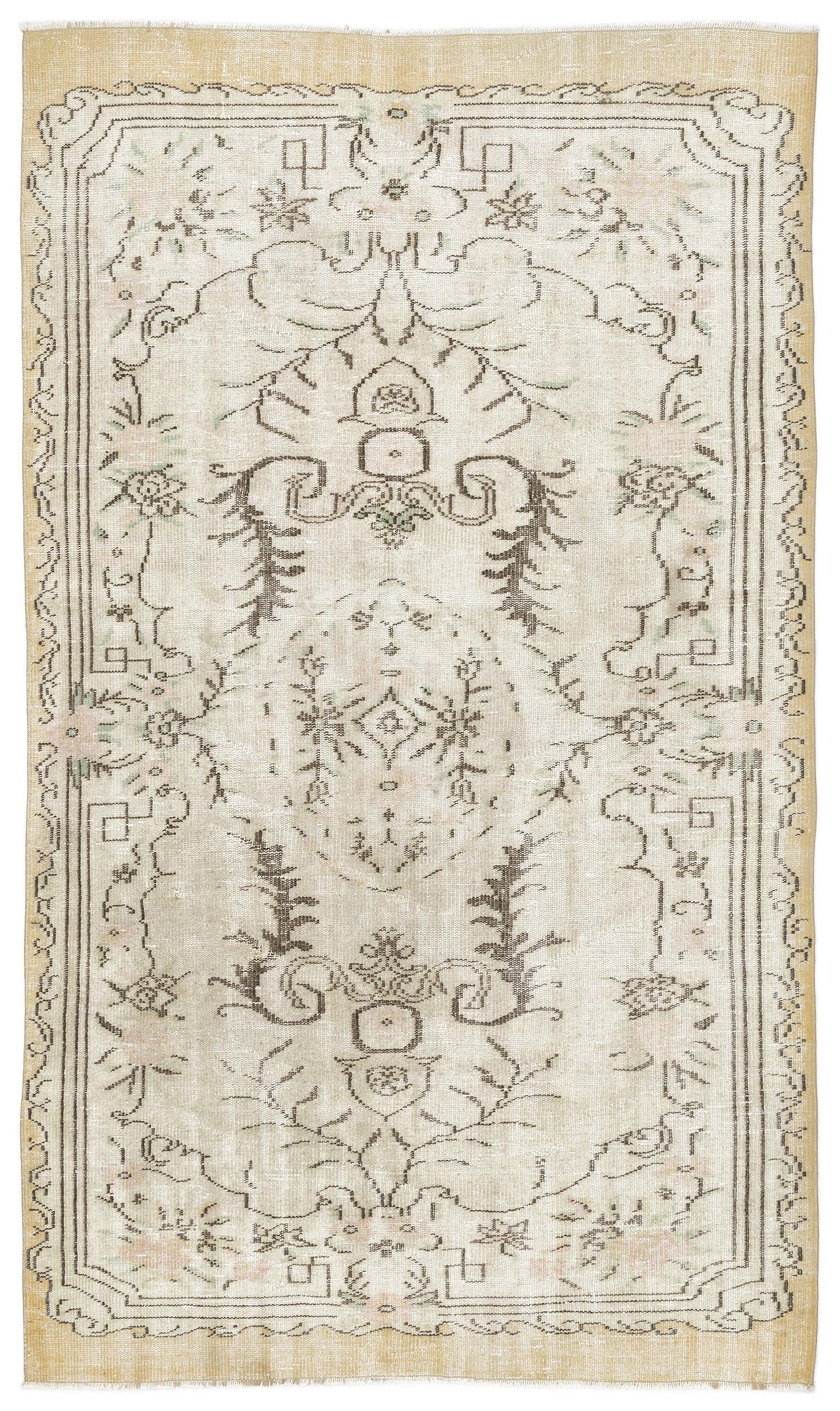 Tapoan - Vintage Medallion Rug - 5'2 X 8'9