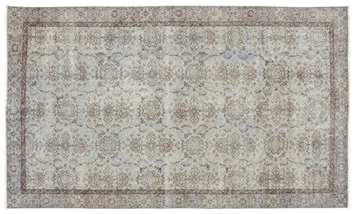 Load image 1 in gallery view. Clafoda - Vintage Floral Rug - 5'3 X 9'1