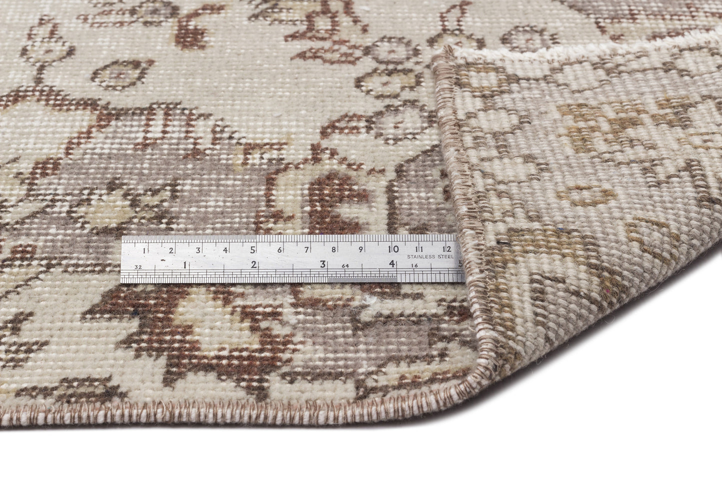 Luboane - Vintage Medallion Rug - 6'1 X 9'1