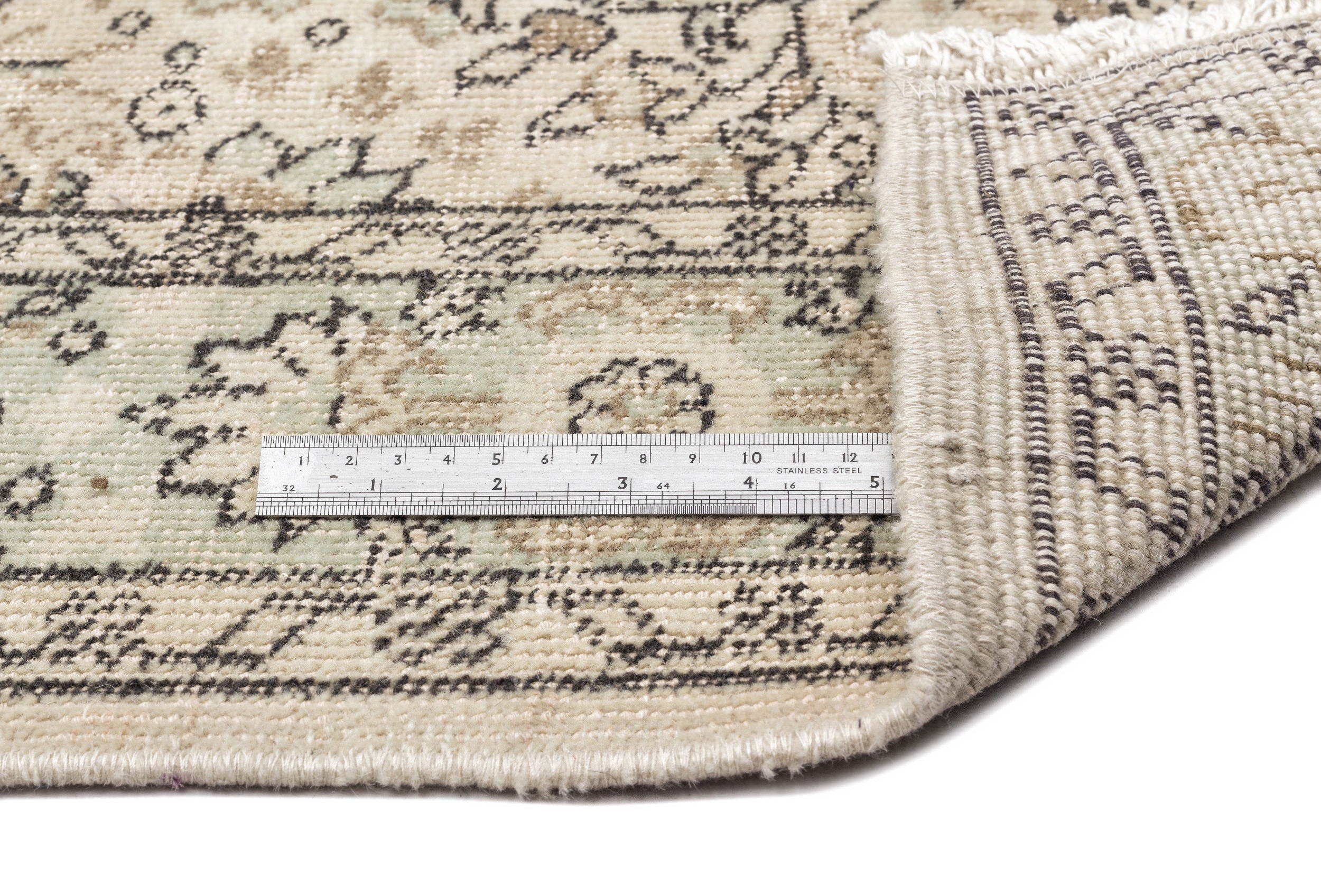 Hesias - Vintage Floral Rug - 6'0 X 9'7