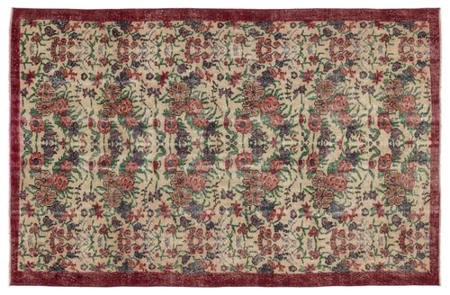 Load image 1 in gallery view. Craas - Vintage Floral Rug - 5'7 X 8'8