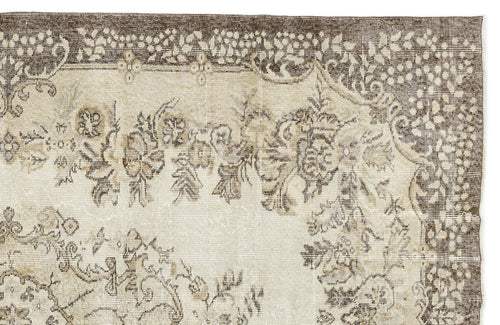 Load image 1 in gallery view. Higeil - Vintage Medallion Rug - 5'10 X 9'3