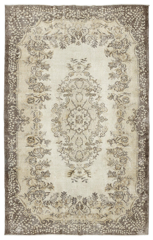 Load image 1 in gallery view. Higeil - Vintage Medallion Rug - 5'10 X 9'3