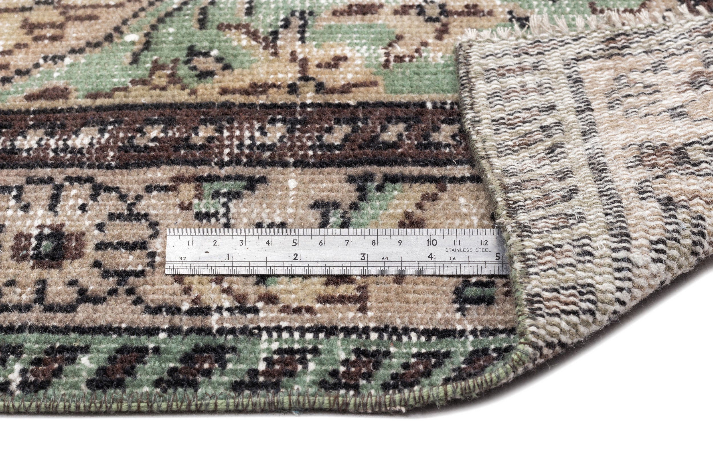 Dumuis - Vintage Medallion Rug - 5'7 X 8'8