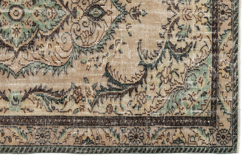 Load image 1 in gallery view. Dumuis - Vintage Medallion Rug - 5'7 X 8'8
