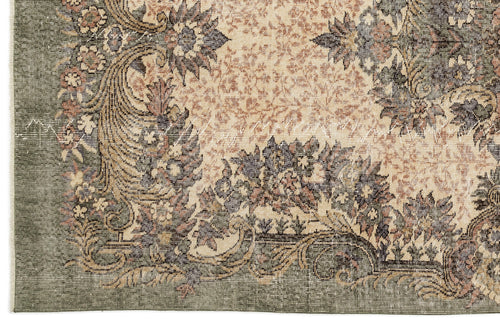 Load image 1 in gallery view. Cefaan - Vintage Medallion Rug - 5'6 X 9'6