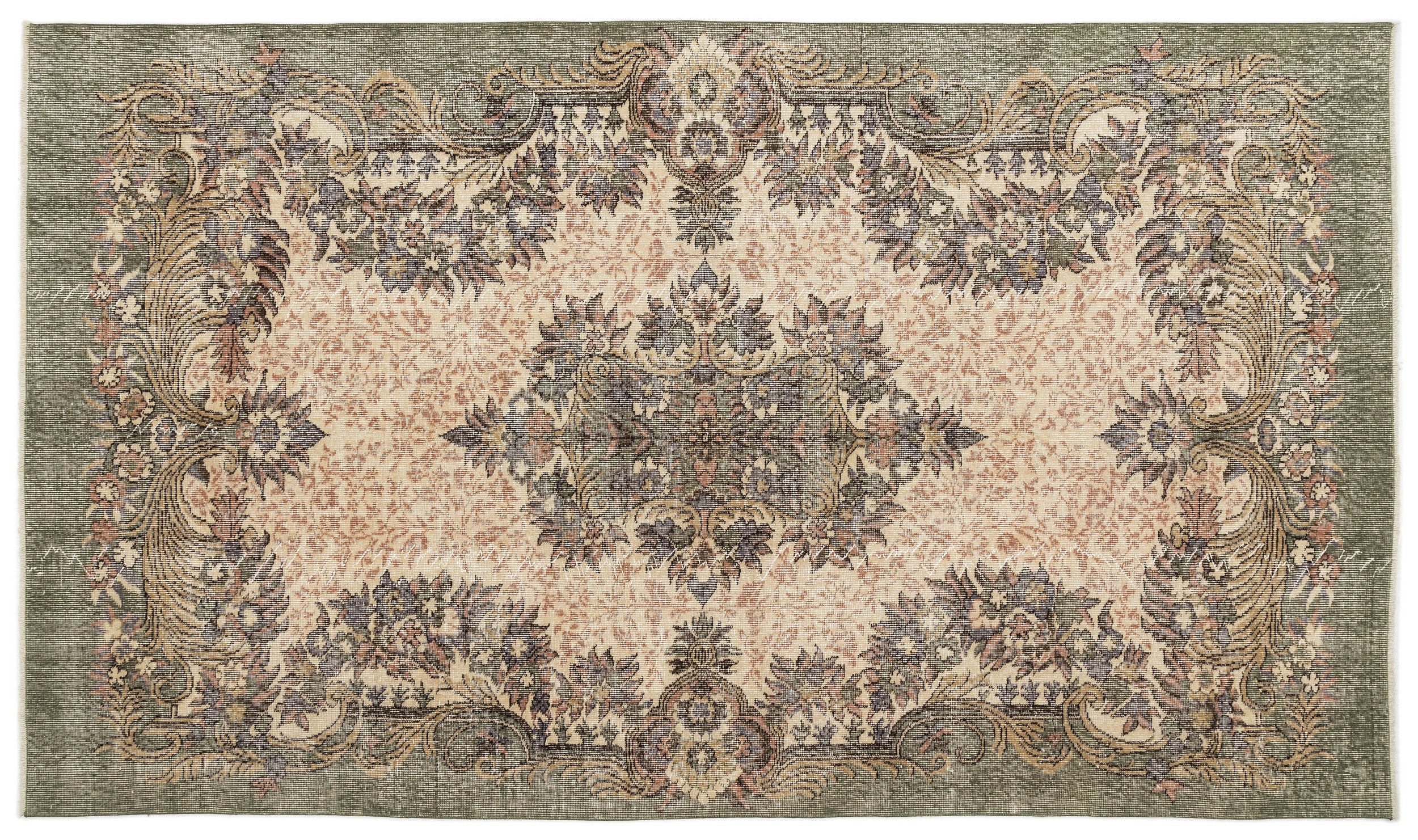 Cefaan - Vintage Medallion Rug - 5'6 X 9'6