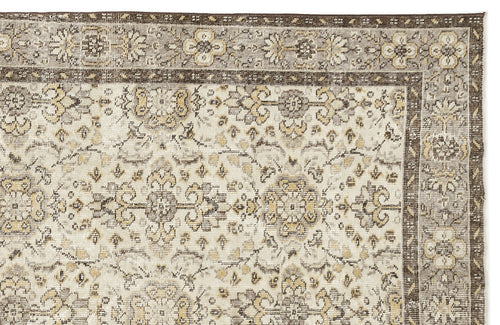 Load image 1 in gallery view. Slivuyn - Vintage Floral Rug - 5'8 X 9'7