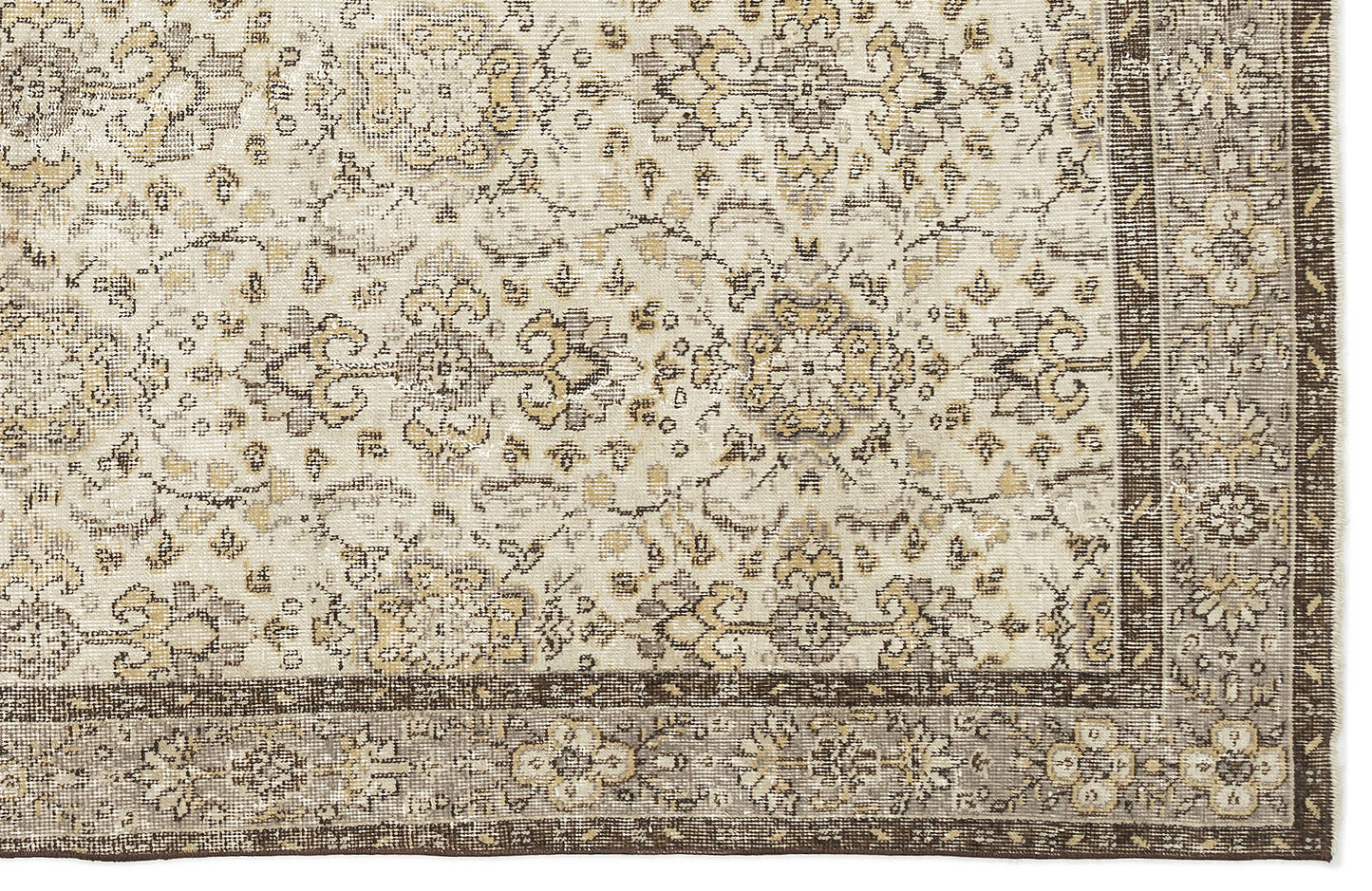 Slivuyn - Vintage Floral Rug - 5'8 X 9'7