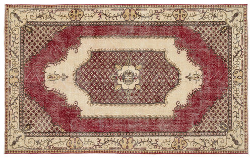 Load image 1 in gallery view. Drineda - Vintage Medallion Rug - 5'8 X 9'4