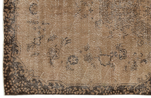 Load image 1 in gallery view. Relaas - Vintage Distressed Rug - 5'6 X 9'5