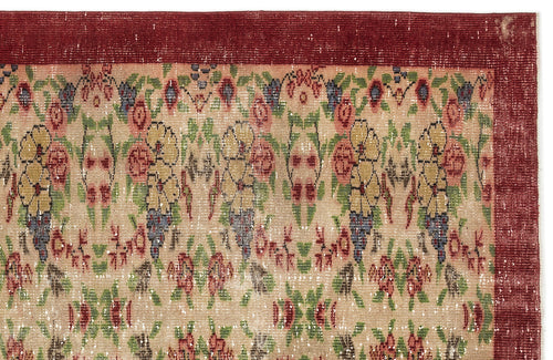 Load image 1 in gallery view. Fladeus - Vintage Floral Rug - 5'7 X 9'1