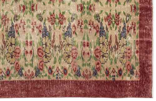 Load image 1 in gallery view. Fladeus - Vintage Floral Rug - 5'7 X 9'1