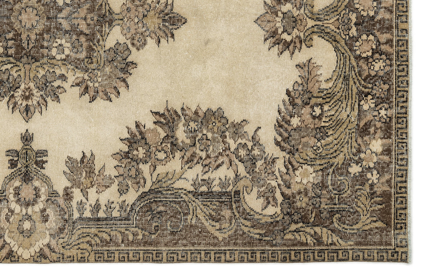 Desius - Vintage Medallion Rug - 5'8 X 8'9