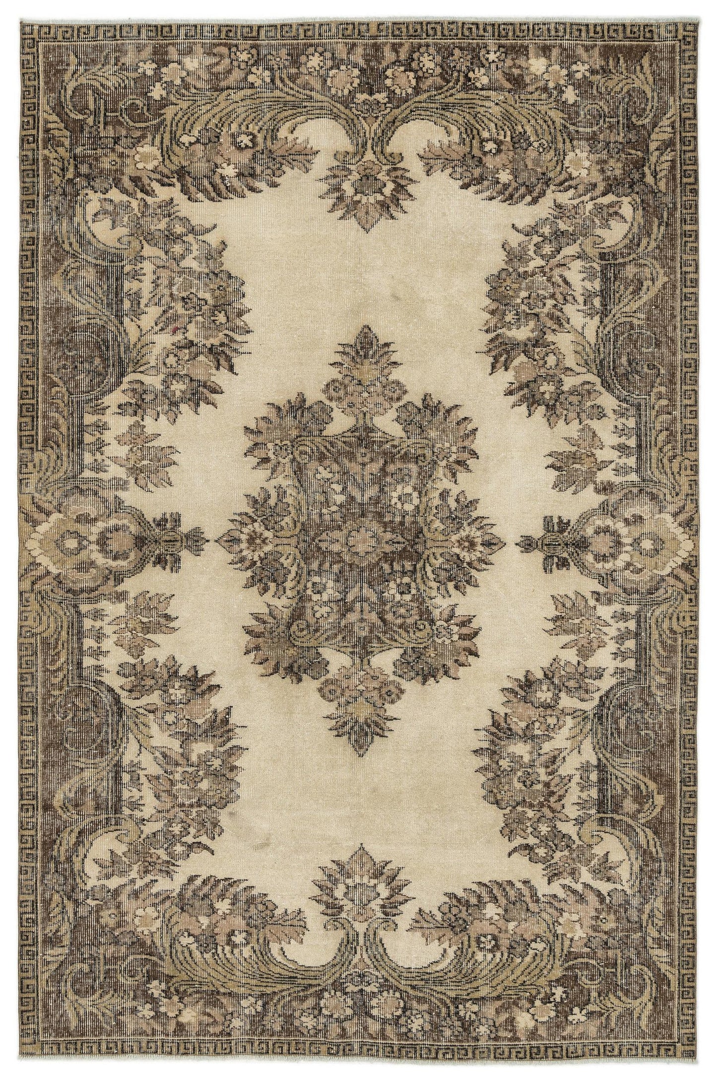 Desius - Vintage Medallion Rug - 5'8 X 8'9