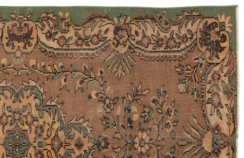 Load image 1 in gallery view. Prosa - Vintage Medallion Rug - 5'7 X 8'10