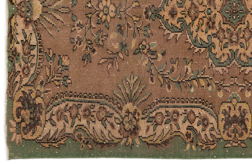 Load image 1 in gallery view. Prosa - Vintage Medallion Rug - 5'7 X 8'10