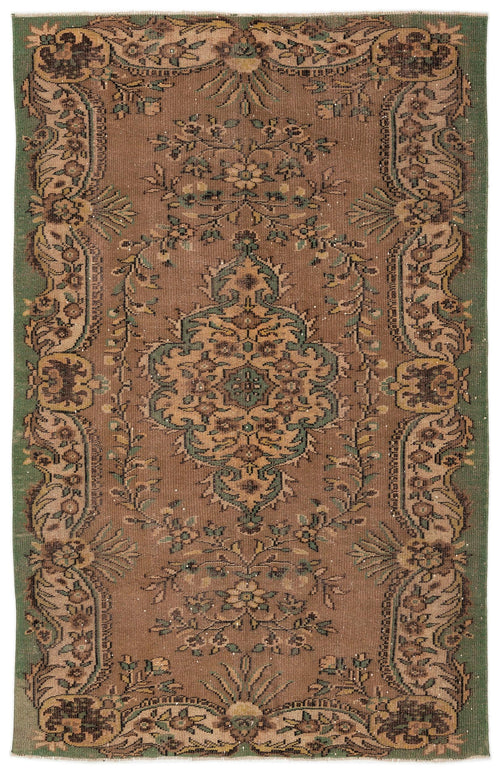 Load image 1 in gallery view. Prosa - Vintage Medallion Rug - 5'7 X 8'10