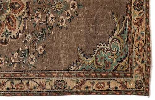 Load image 1 in gallery view. Zefeex - Vintage Medallion Rug - 5'6 X 9'3