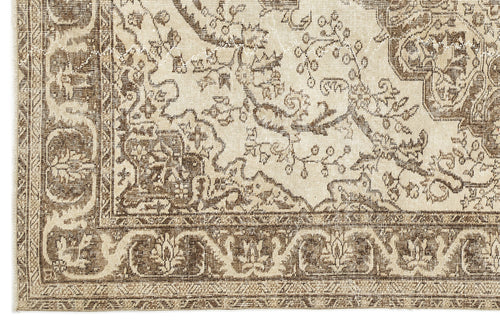Load image 1 in gallery view. Tribuva - Vintage Medallion Rug - 6'3 X 9'6