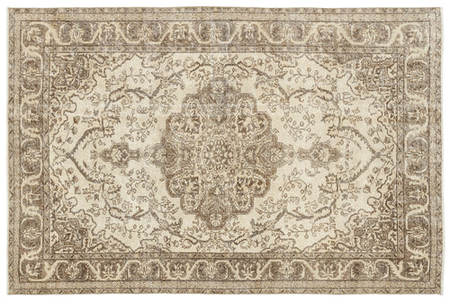 Load image 1 in gallery view. Tribuva - Vintage Medallion Rug - 6'3 X 9'6