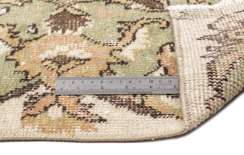 Load image 1 in gallery view. Zainuna - Vintage Medallion Rug - 5'9 X 10'2